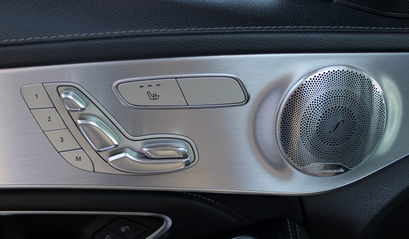 Mercedes C63 AMG completo