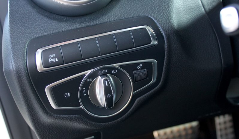 Mercedes C63 AMG completo