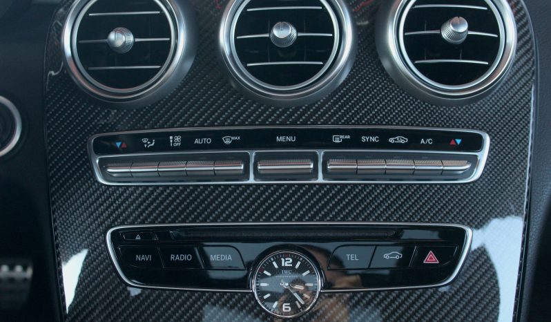 Mercedes C63 AMG completo