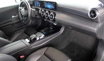 Mercedes A 250e completo