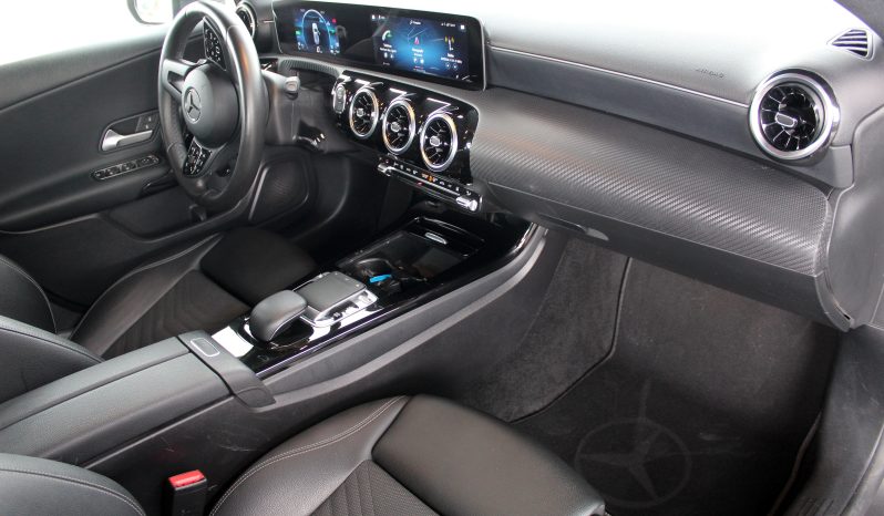 Mercedes A 250e completo