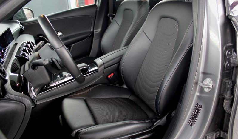 Mercedes A 250e completo