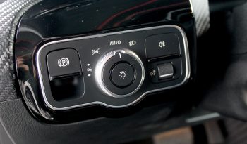 Mercedes A 250e completo