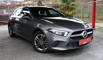 Mercedes A 250e completo