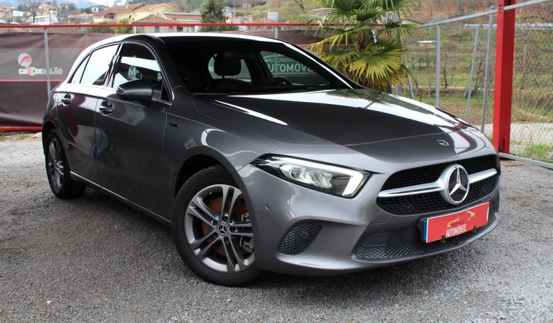 Mercedes A 250e completo