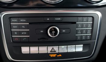 Mercedes CLA 180 completo