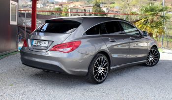 Mercedes CLA 180 completo