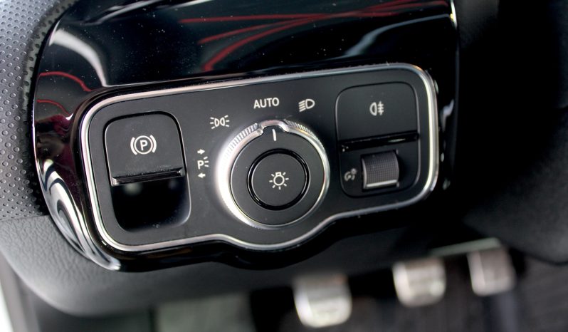 Mercedes A 160 AMG completo