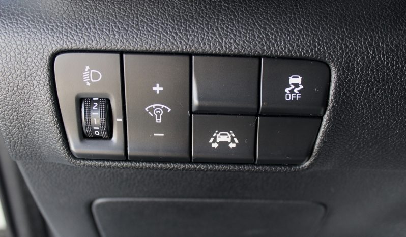 Kia Sportage completo