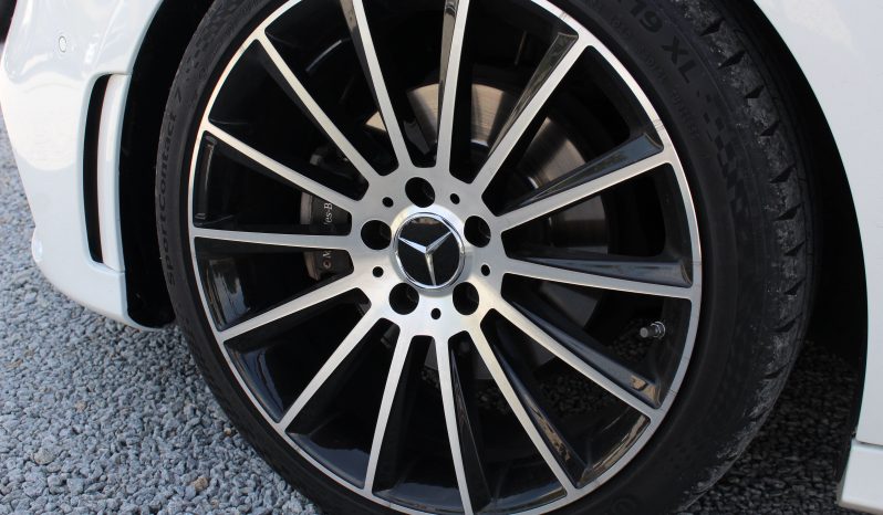 Mercedes A180 completo