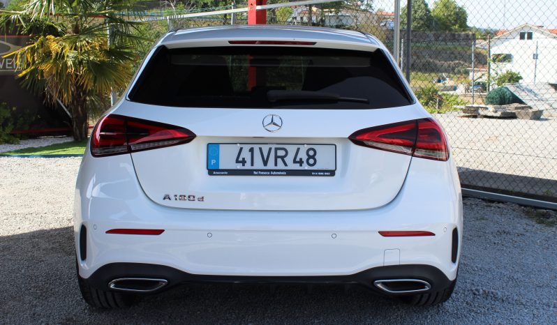 Mercedes A180 completo