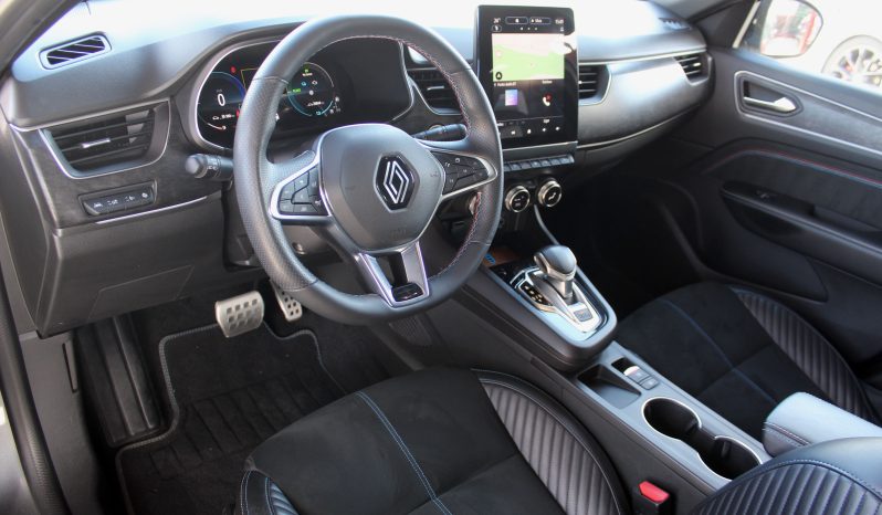 Renault Arkana E-Tech completo