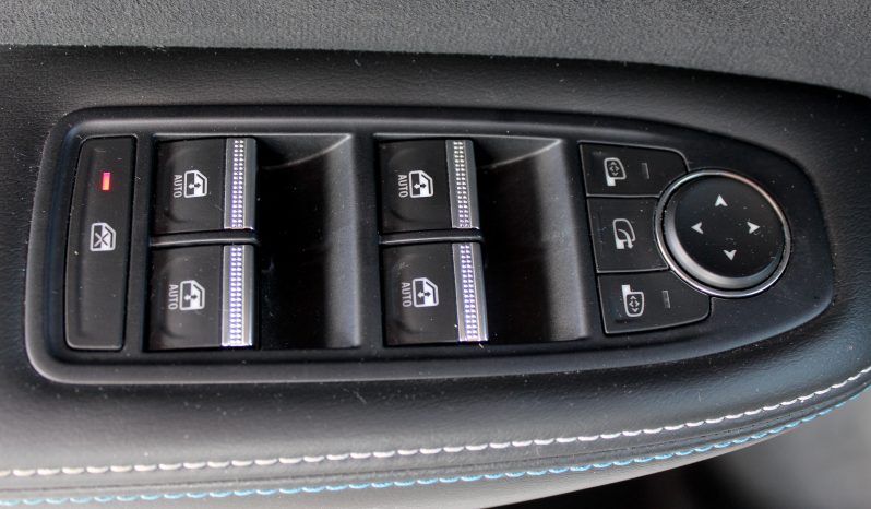 Renault Arkana E-Tech completo