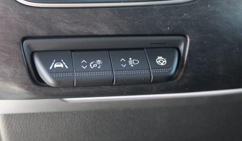 Renault Arkana E-Tech completo