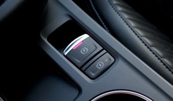Renault Arkana E-Tech completo