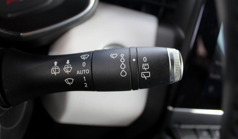 Renault Clio E-Tech Hibrid completo