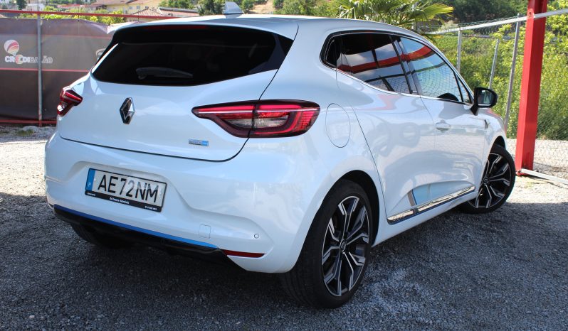 Renault Clio E-Tech Hibrid completo