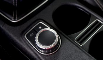 Mercedes CLA 180 completo