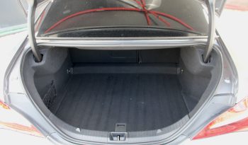 Mercedes CLA 180 completo