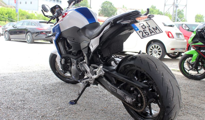 BMW F 900 R completo