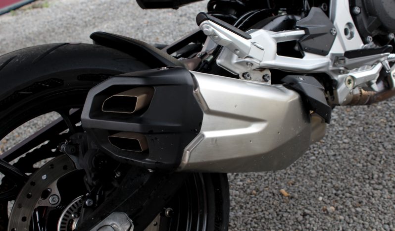 BMW F 900 R completo