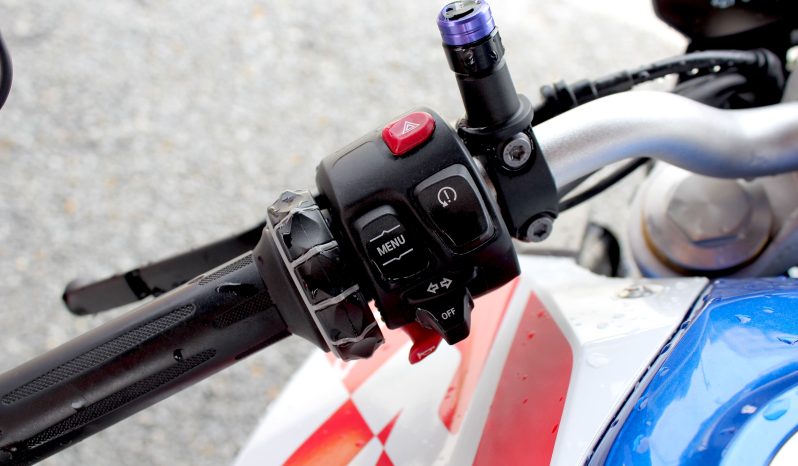 BMW F 900 R completo