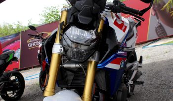 BMW F 900 R completo