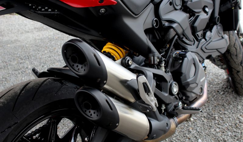 Ducati Monster completo