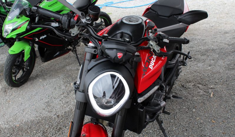 Ducati Monster completo