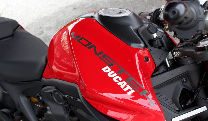 Ducati Monster completo