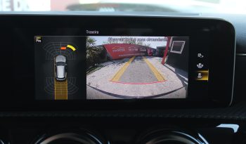 Mercedes CLA 180 completo