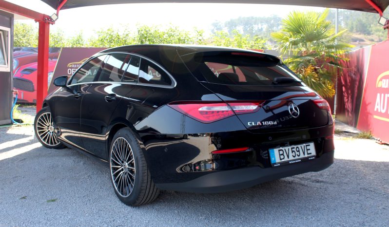 Mercedes CLA 180 completo