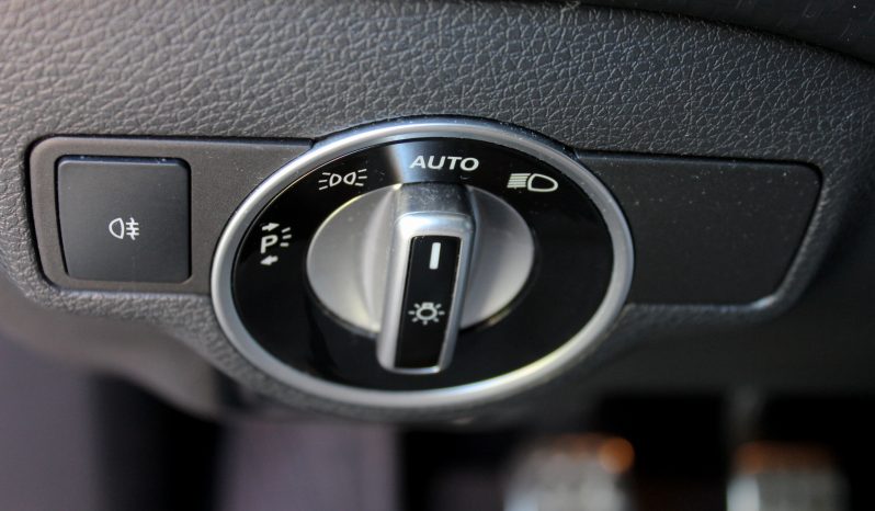 Mercedes A 180 AMG Line completo