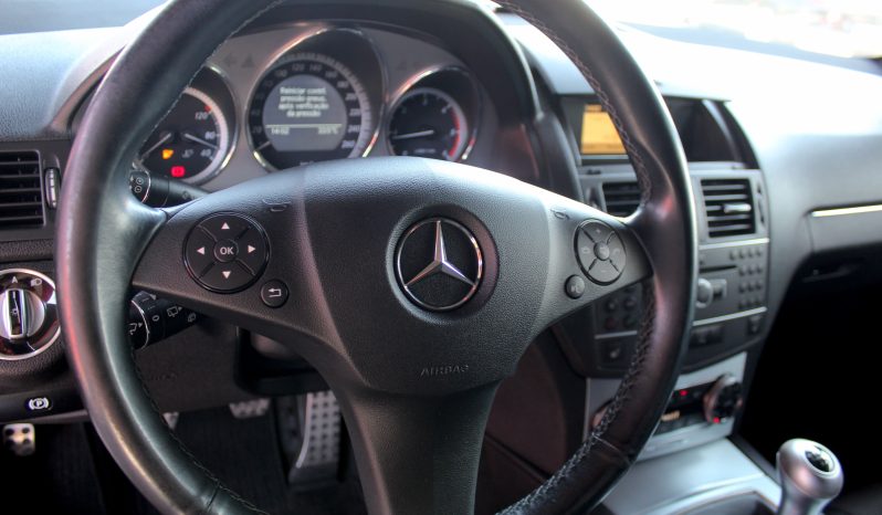 Mercedes C 220 completo