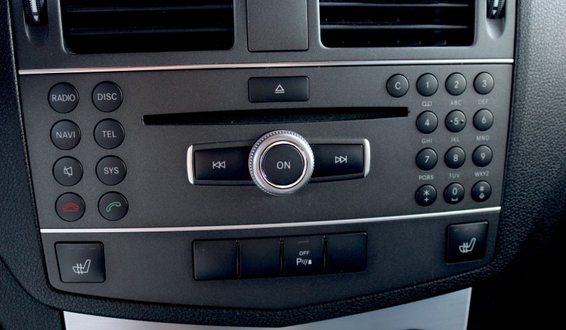 Mercedes C 220 completo