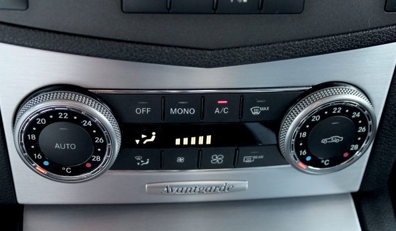 Mercedes C 220 completo