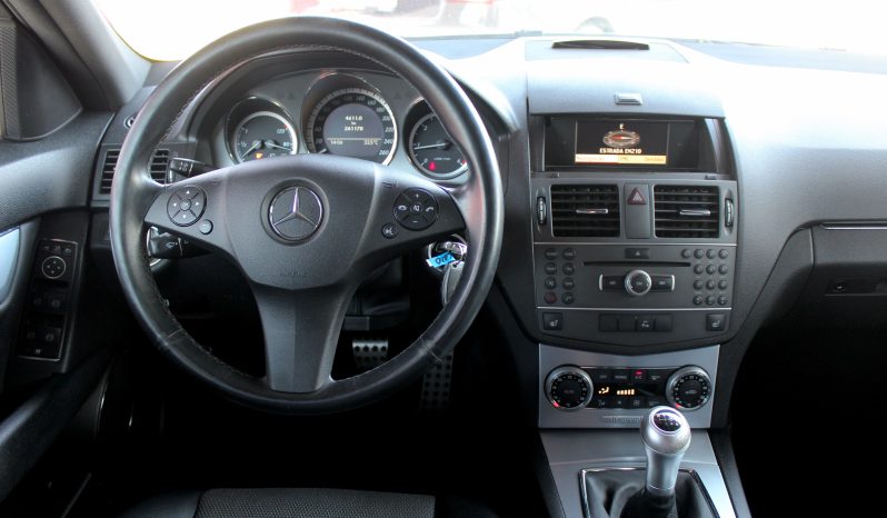 Mercedes C 220 completo