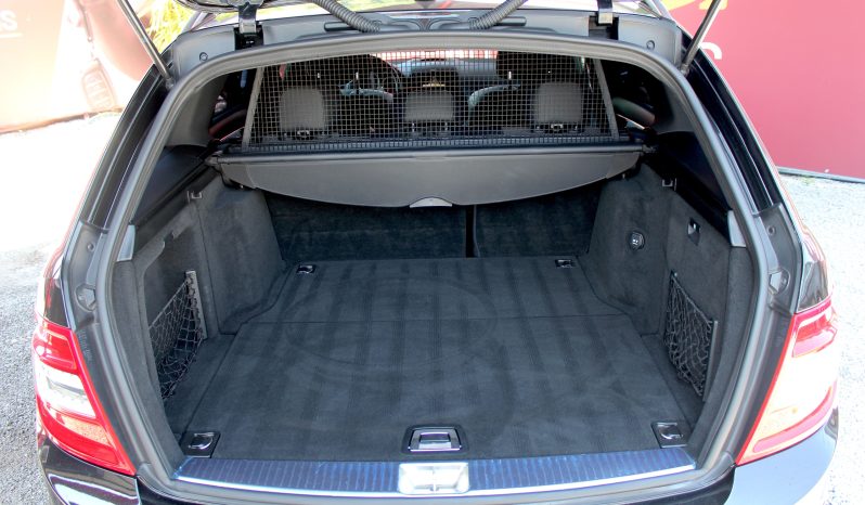Mercedes C 220 completo