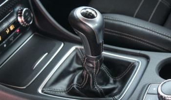 Mercedes A180 completo