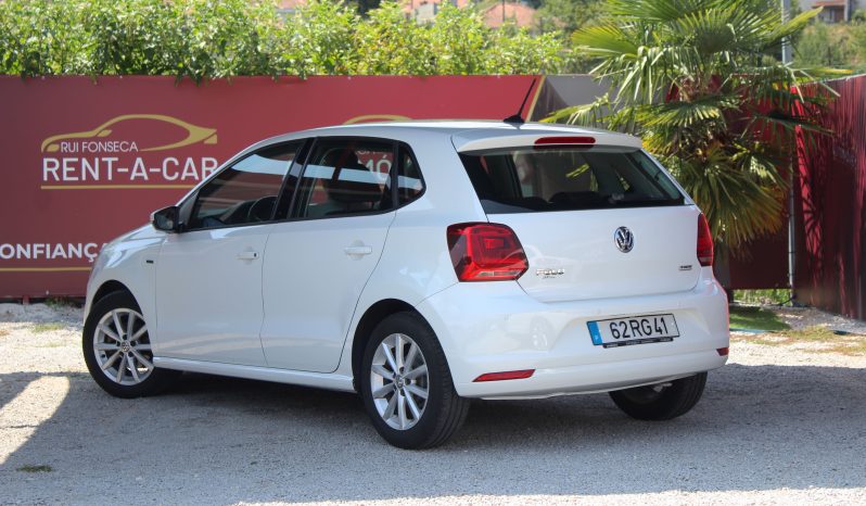 VW Polo completo