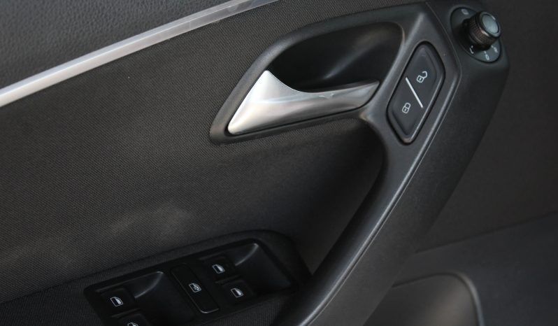 VW Polo completo