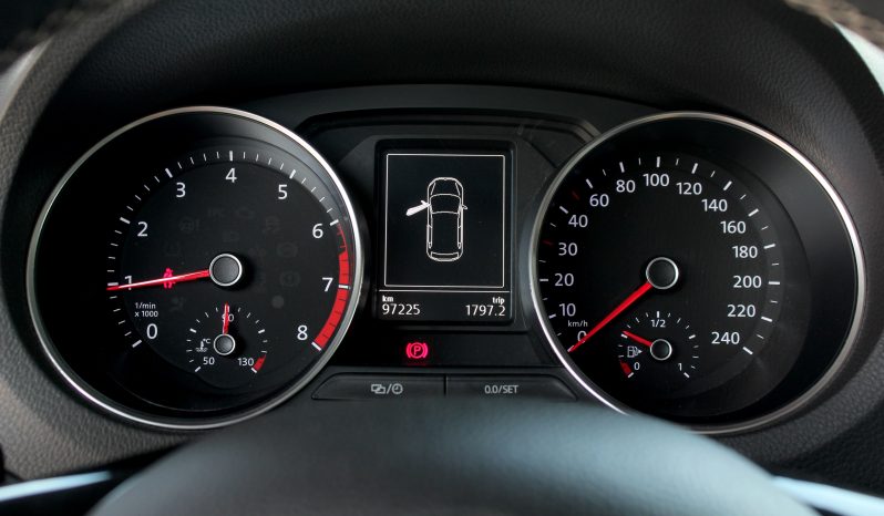 VW Polo completo
