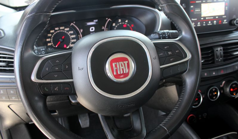 Fiat Tipo completo