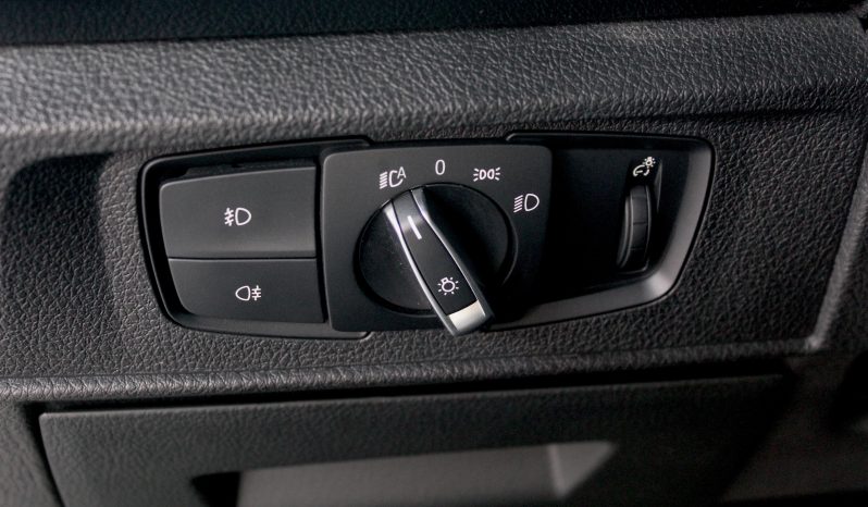 BMW 116 Auto Sport completo