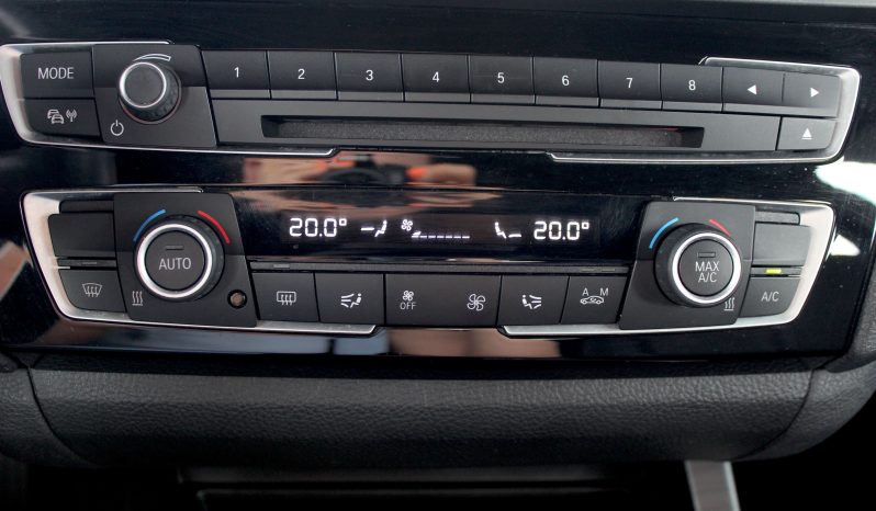 BMW 116 Auto Sport completo