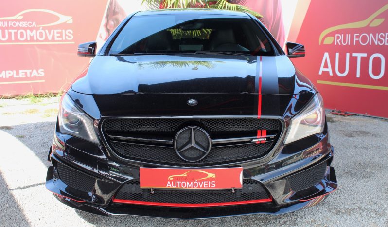 Mercedes CLA 45 AMG completo