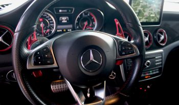 Mercedes CLA 45 AMG completo
