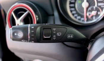 Mercedes CLA 45 AMG completo
