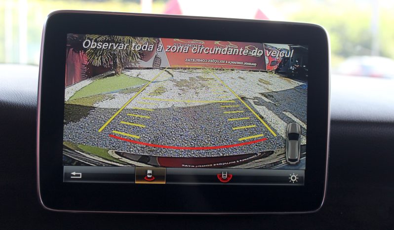 Mercedes CLA 45 AMG completo