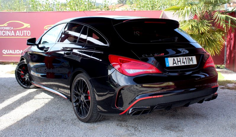 Mercedes CLA 45 AMG completo